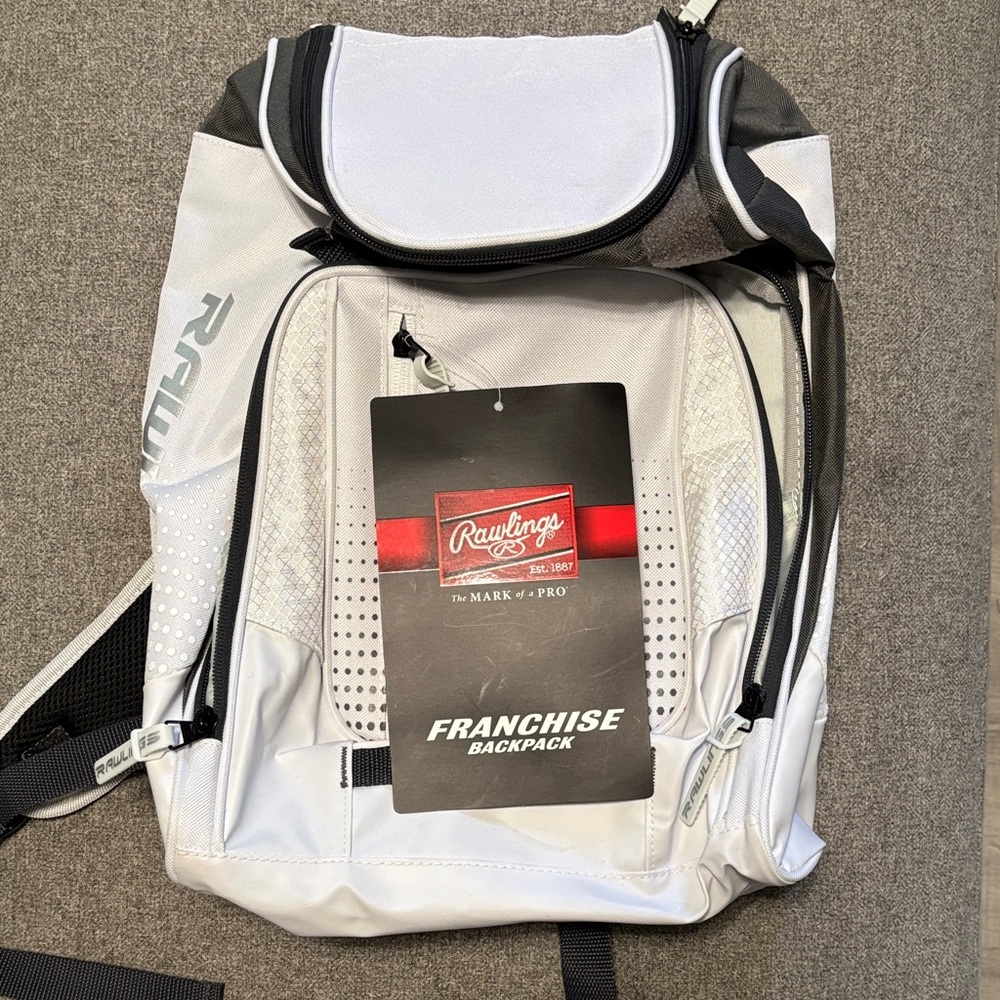 Rawlings Baseball Backpack with Front Zip Pockets